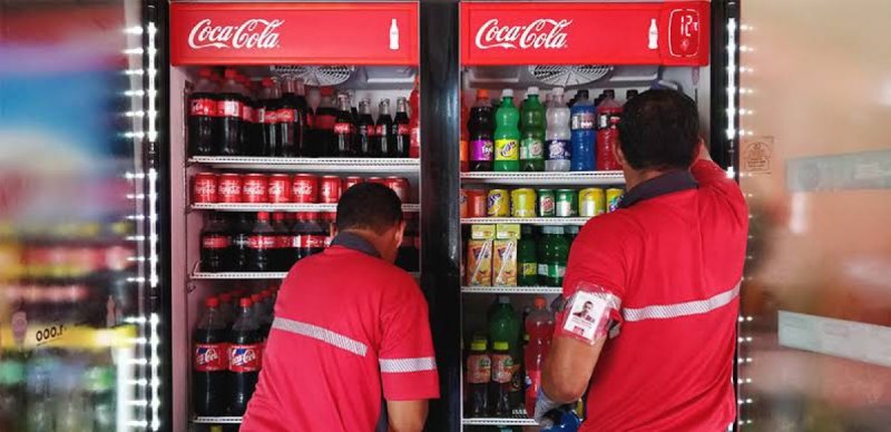 Coca Cola sobornó a científicos para que dijeran que sus bebidas no hacen daño 