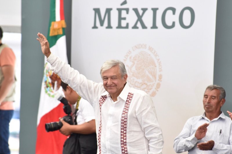 Gracias al pueblo pudimos vencer a los Huachicoleros: AMLO