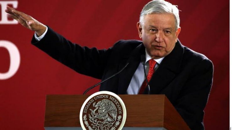 AMLO balconeará a las gasolineras “careras” y que no venden litros de a litro