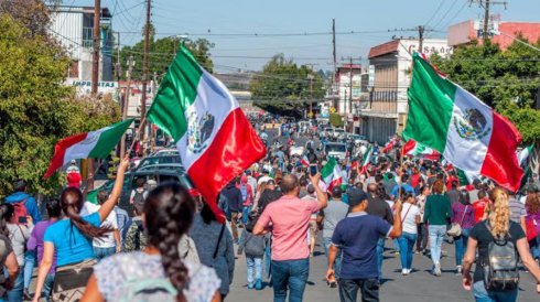 Por racismo, llaman a boicotear a empresas y productos españoles en México.