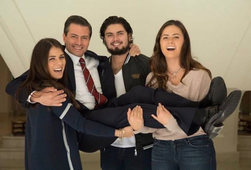 AMLO rastrea las cuentas de EPN y sus cuatro hijos en más de 50 bancos del mundo