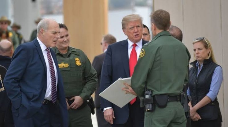 Anuncia la Casa Blanca que Trump cerrará la siguiente semana la frontera con México. 