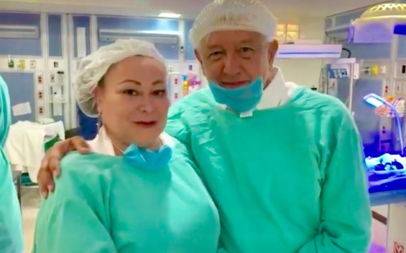 AMLO visita a la pequeña Abigail; “los que ya se fueron, dejaron un tiradero en los hospitales”