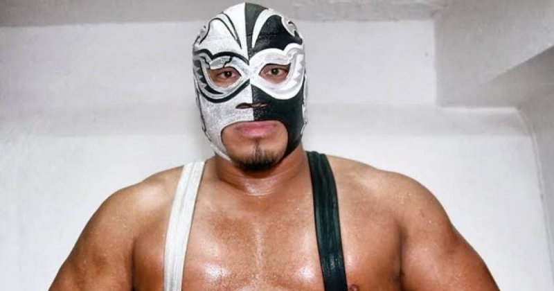 VIDEO: Fallece el luchador Silver King arriba del cuadrilátero y enfrente de todos los espectadores.y