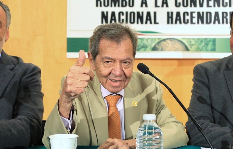 Muñoz Ledo ordena investigar a Sergio Mayer por supuestos “moches”