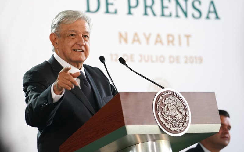 AMLO rompe récords en turismo: llegan más turistas internacionales y gastan más.
