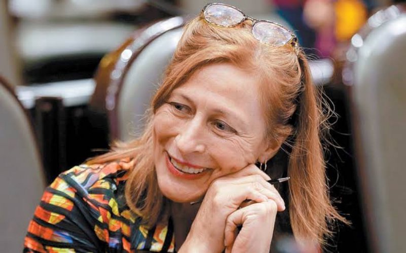 Discriminan a Tatiana Clouthier por su color de piel, le reclaman que no es mexicana étnica. 