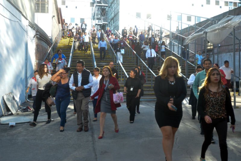 Empresas estarán obligadas a atender a sus empleados por ansiedad y estrés laboral. 