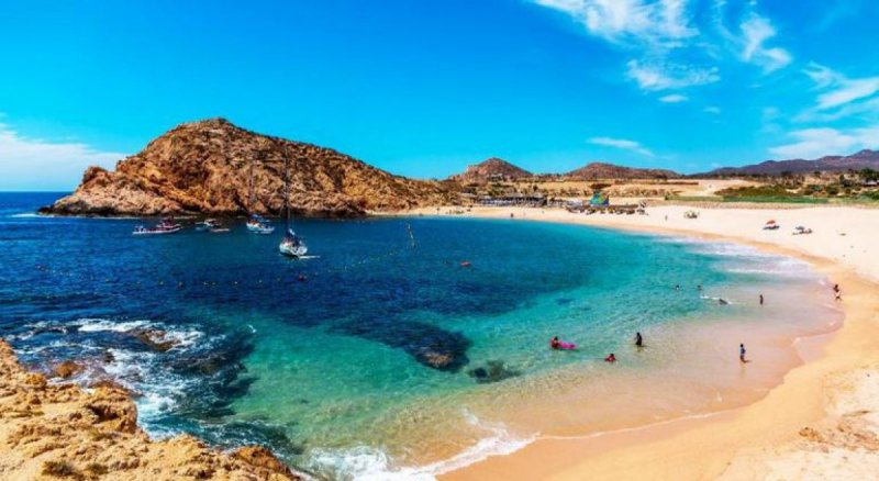 Reabren playas de Los Cabos y turistas las disfrutan FELICES 