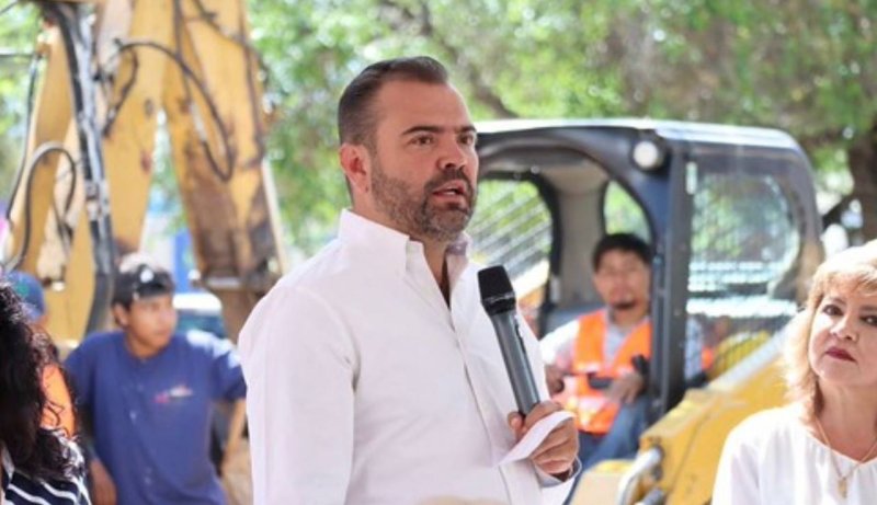 Gerardo Quirino entrega obra de renovación del ingreso a La Rioja