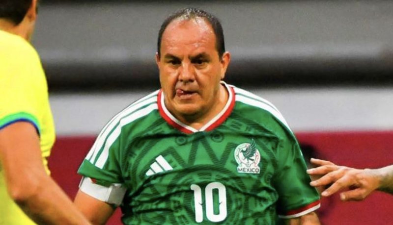 ¿Éste es tu héroe? Cuauhtémoc Blanco lanza grosería a niño que le pidió un video 