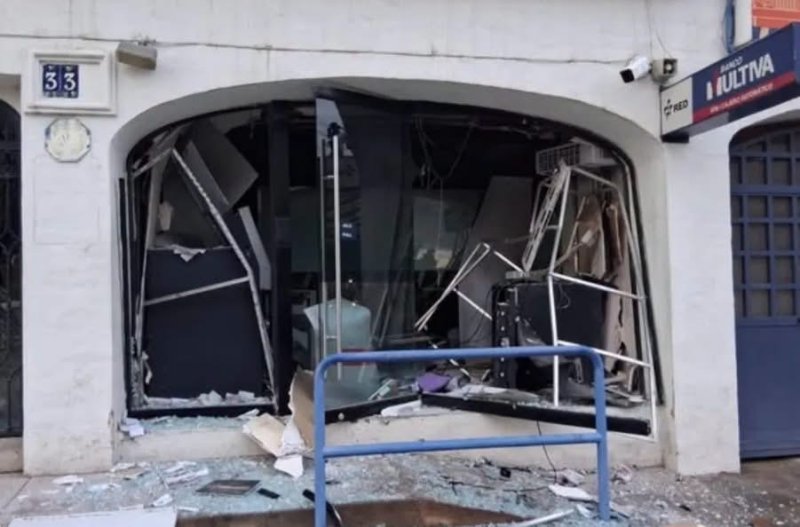 Explotan cajero automático de Banco Multiva en Ajijic para robar efectivo; no hay detenidos