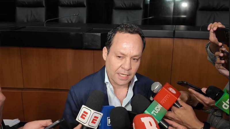 Clemente Castañeda lleva al Senado iniciativa para recuperar ascenso y descenso en futbol mexicano