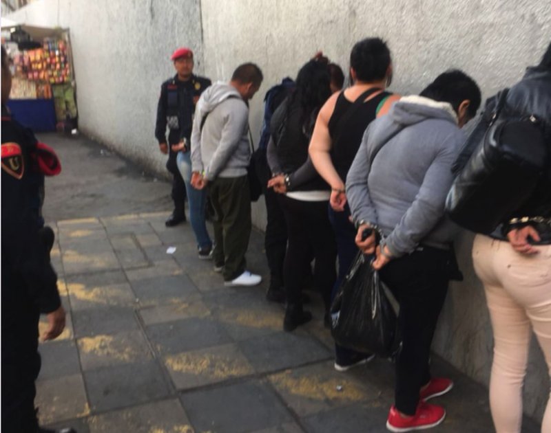 Detienen a banda de robacelulares en Metro por asaltar a argentino en ...