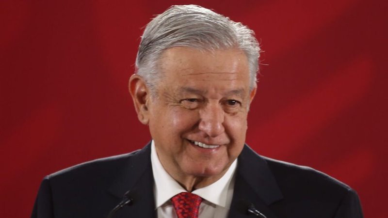 Convoca AMLO a donar en el inicio de la colecta de la Cruz Roja.y