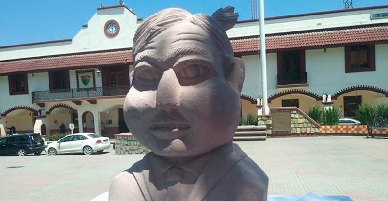 Escultor que hizo el Benito Juárez 