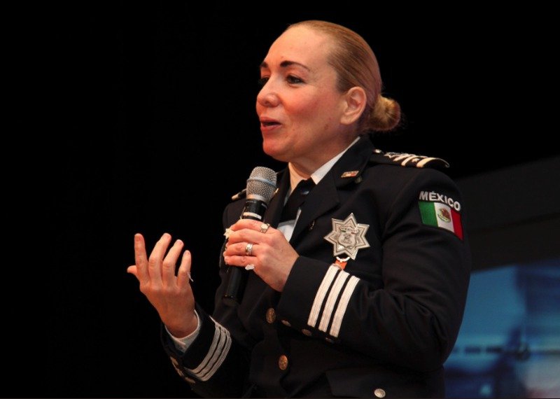 La mujer de la Guardia Nacional que tiene 12 doctorados, 28 libros y 34 diplomados