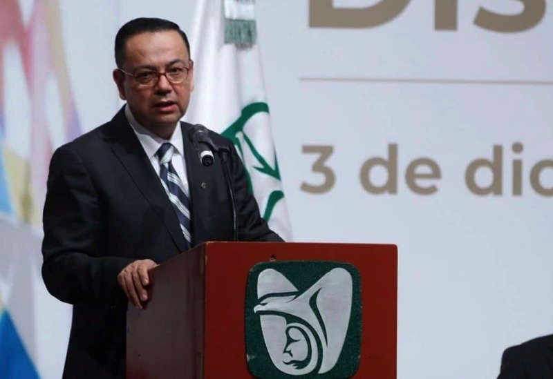 ¿Por qué renunció Germán Martínez a la dirección del IMSS?