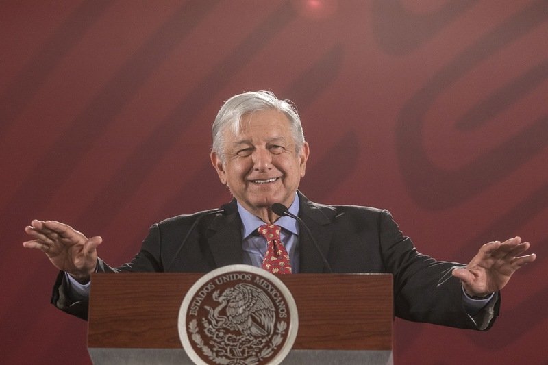 AMLO niega desabasto de medicinas, los corruptos quieren que las cosas no cambien