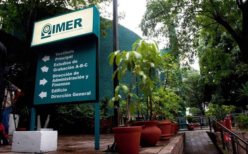 Presidencia afirmó que el caso del IMER se solucionará antes del viernes para evitar despidos