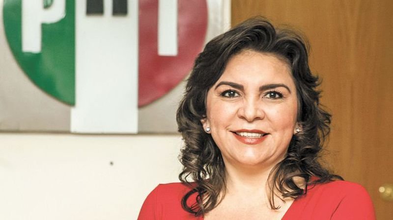 #ÚltimaHora: Ivonne Ortega renuncia al PRI tras derrota en elecciones por la dirigencia 