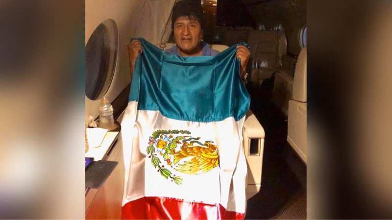 Evo Morales estará en suelo mexicano a las 11:30 am.