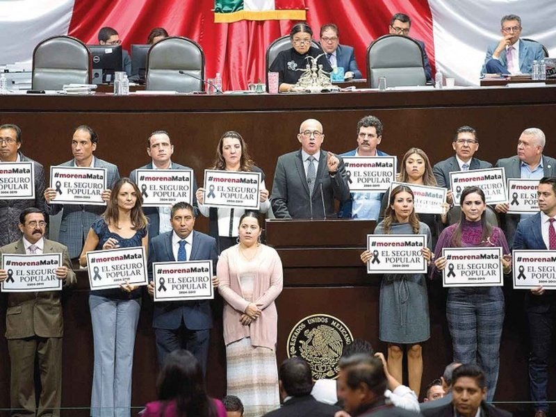 Molesta al PAN creación del Instituto de Salud