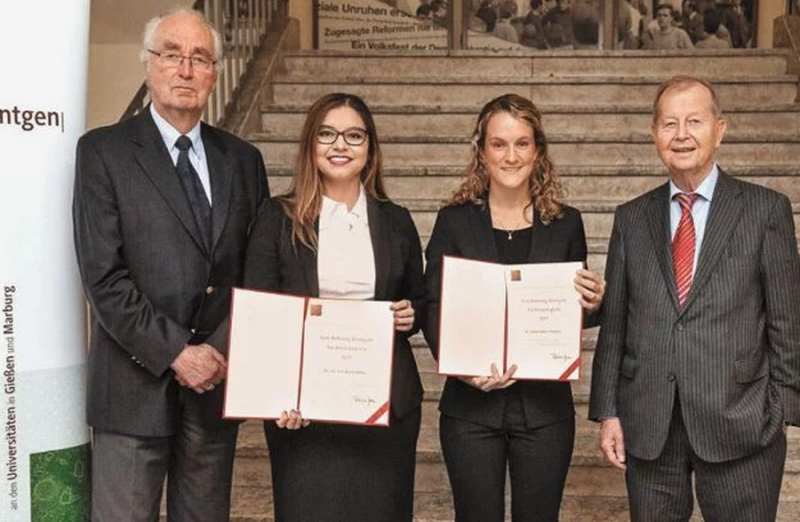 Científica mexicana recibe histórico premio 