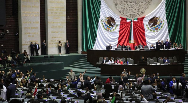 Diputados “huevones” ya preparan vacaciones.