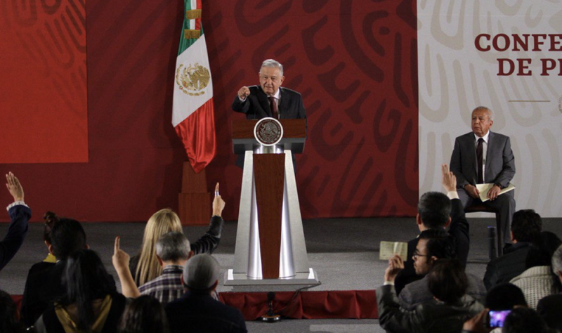 “Tengan para que aprendan”, AMLO le presume aumento en el salario mínimo a la oposición.