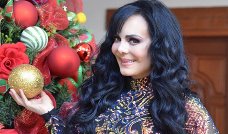 Aparece niño fantasma en fotos de Maribel Guardia 