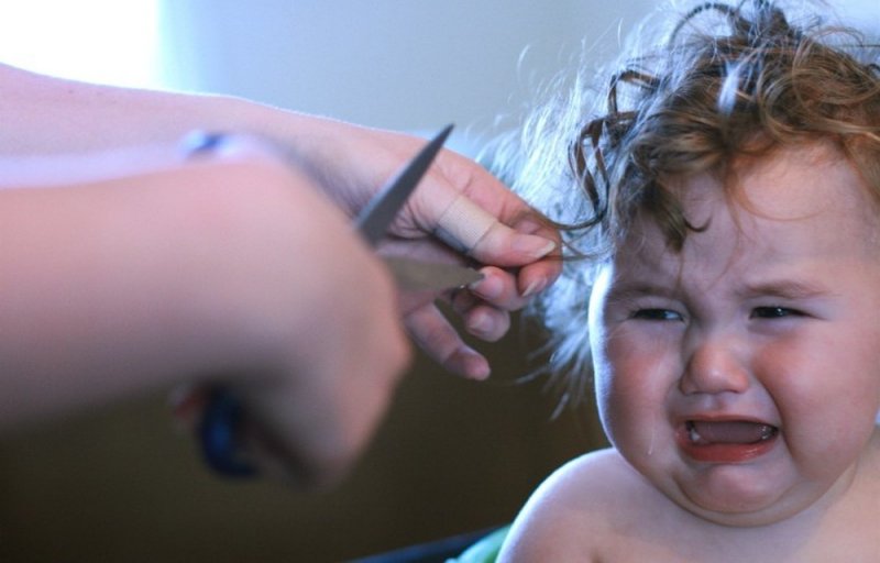 Niños de primaria y secundaria ya pueden decidir si quieren ir a clases con cabello largo o corto