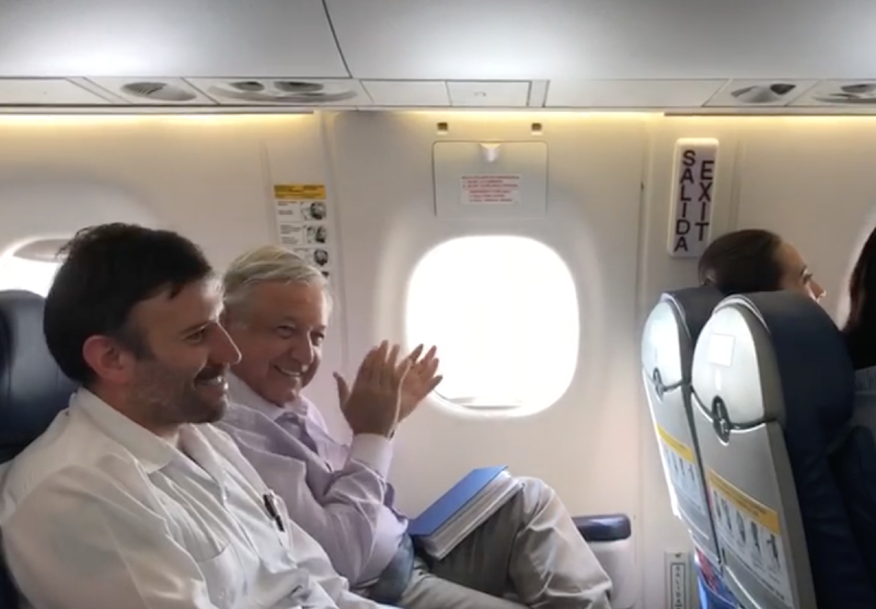 EPN gastó en un sólo vuelo el equivalente a 15 de López Obrador