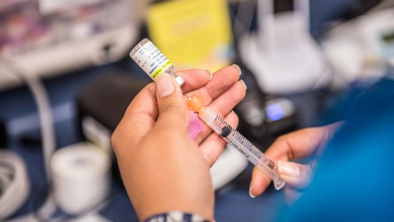 Experta revela que vacuna contra el coronavirus podrá quedar lista ¡en 10 años!