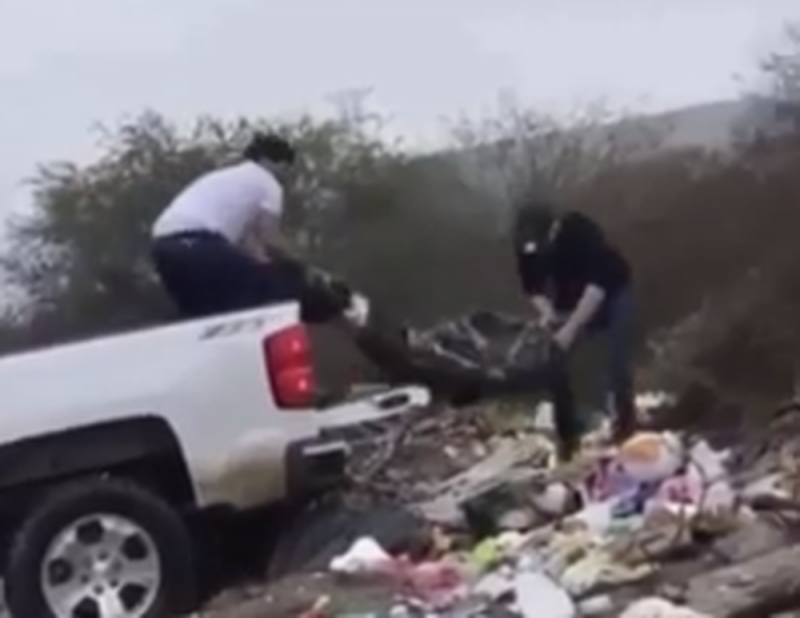 Captan en Culiacán como sicarios arrojan un cuerpo al basurero 