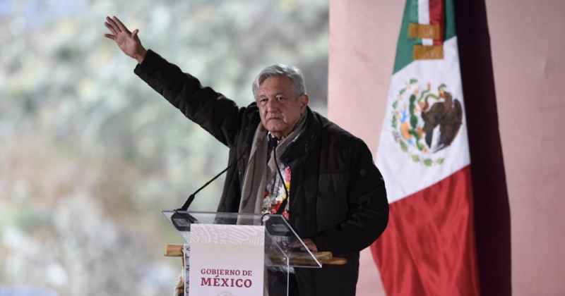 “Fuchi caca” a los corruptos, dice AMLO