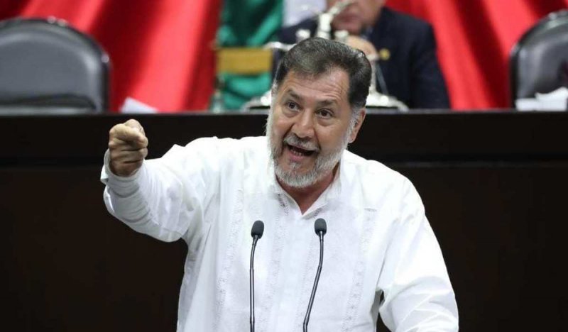 Noroña aplaca a panistas; los llama hipócritas por aprovecharse de feminismoy