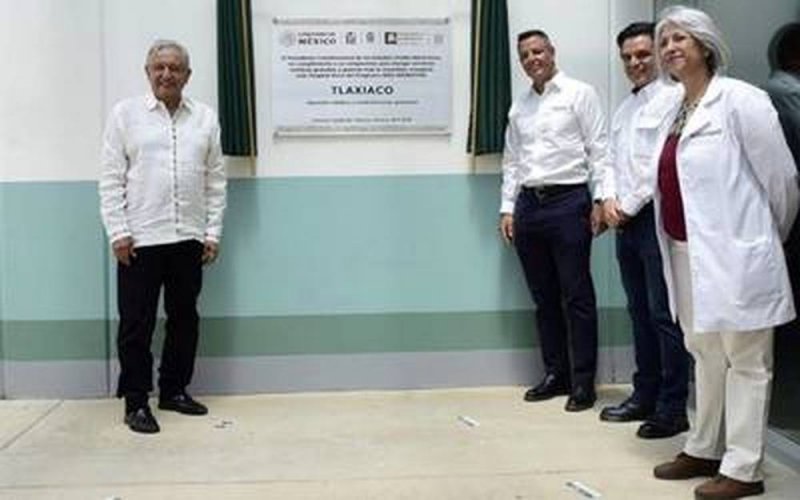 AMLO inaugura hospital en Oaxaca que fue abandonado en sexenio pasadoy