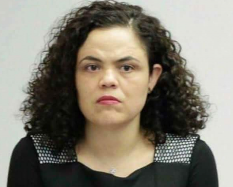 Sobrina de FCH presume MILES de seguidores PERO ¿Son puros bots?