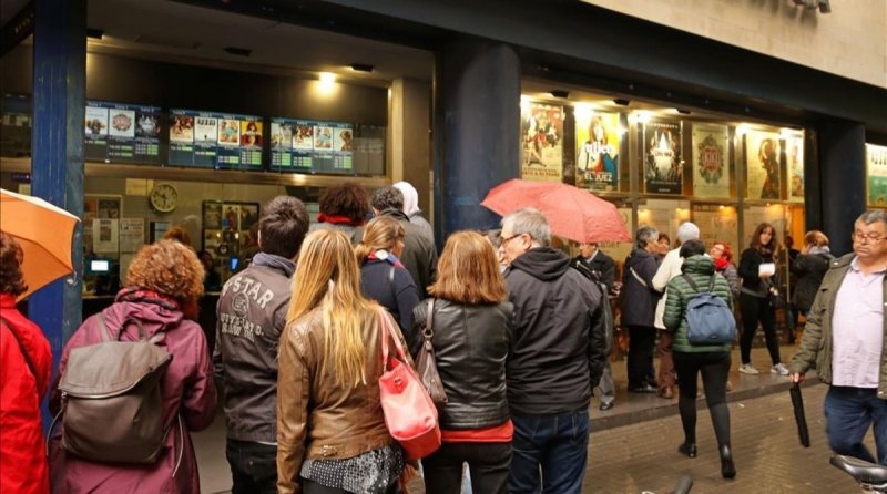 Encuesta REVELA que mexicanos irán al cine, teatro y conciertos, pero después de dos meses