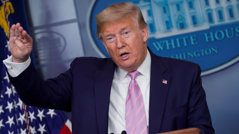 TRUMP ARREMETE contra CHINA y prohibirá a sus AEROLÍNEAS volar a EU