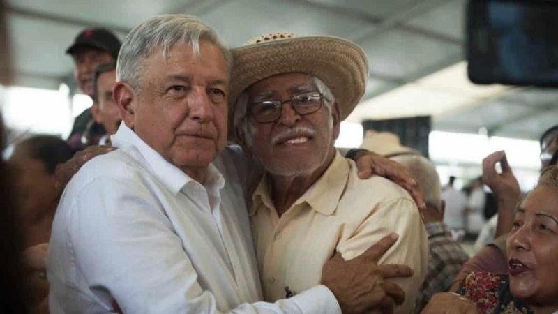 AMLO adelantará en Julio 4 meses de PENSIÓN a adultos mayores por Covid-19