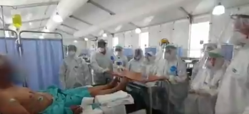 Médicos y enfermeras le CANTAN las MAÑANITAS a paciente con COVID