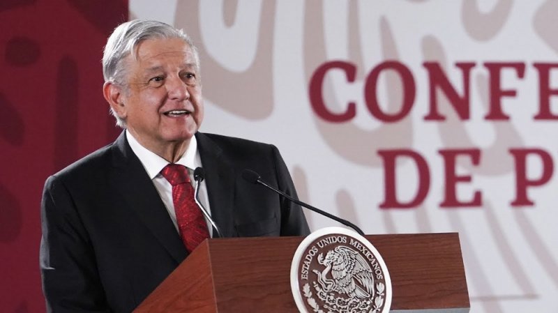 AMLO pide a funcionarios compartir sus computadoras, no se comprarán nuevas