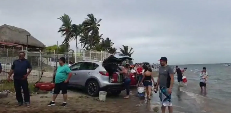 Más de 7 mil personas desafían al Covid-19 y se van de FIESTA a  playas Los Glorias en Sinaloa