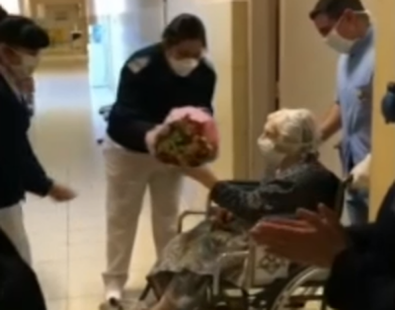 Contra todo pronóstico, abuelita de 101 años logra VENCER al Coronavirus