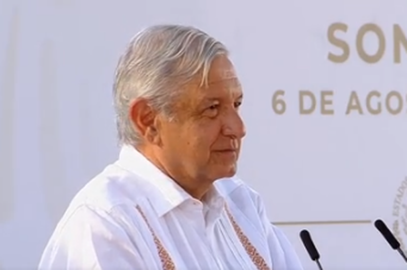 AMLO celebra medidas de Facebook contra PROPAGANDA y pide a Twitter hacer lo mismo