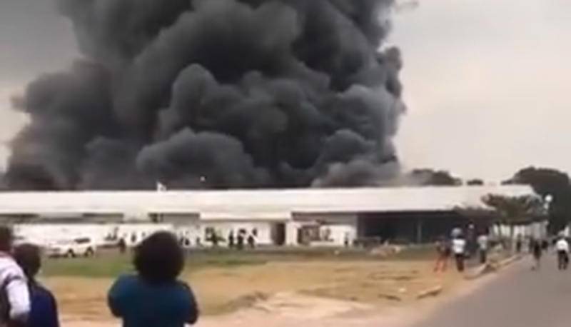 Incendian ALMACÉN de medicamentos de UNICEF en el Congo