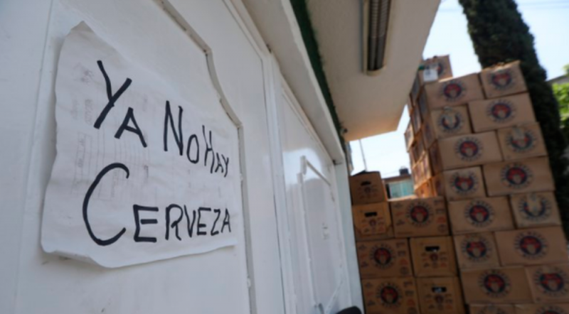 “Chapitos” controlan venta de cerveza en Sinaloa a punta de “Tablazos” a VENDEDORES