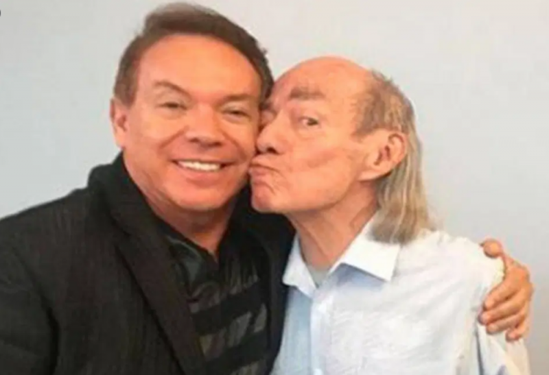 Con lágrimas en los ojos REVELA hijo de “El loco” Valdéz cómo murió su papá (video)